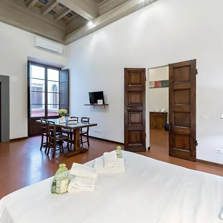 Unyca- Elegant Apartment "Santo Spirito"-3